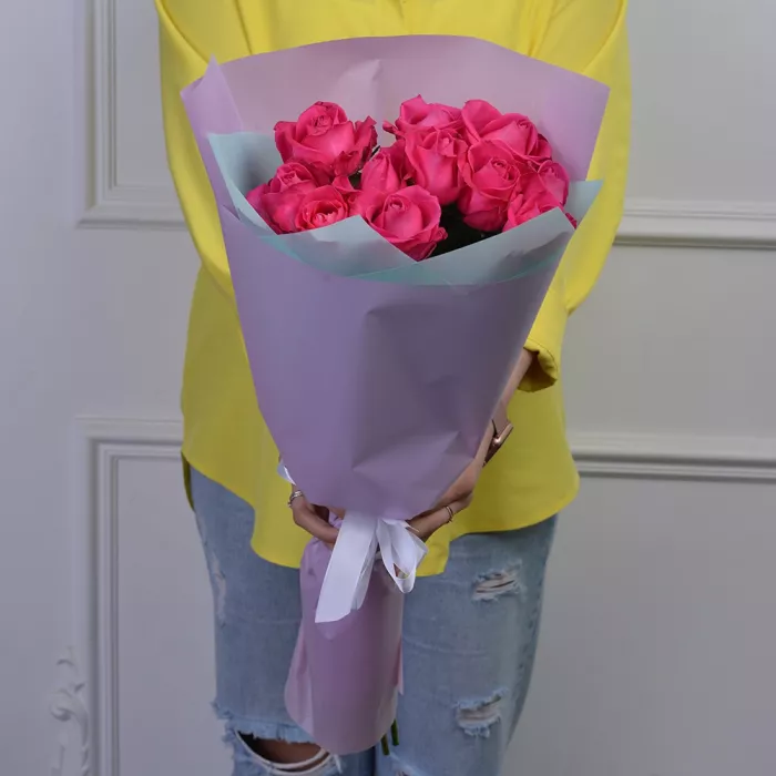 Букет из 11 малиновых роз 60 см