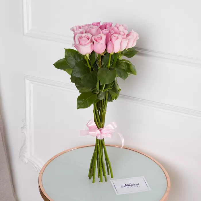 Букет из 15 розовых роз Эквадор 70 см